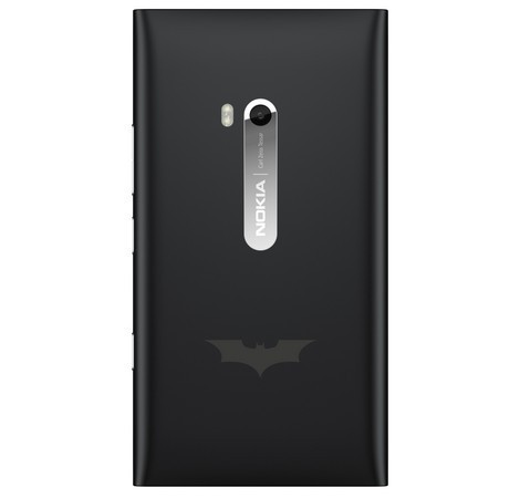 Nokia anuncia que el Lumia 900 tendrá edición especial de Batman Dark Knight