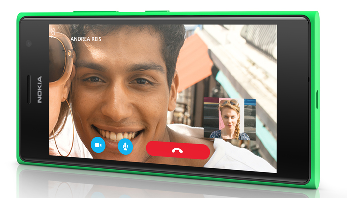 Lumia735_Skype