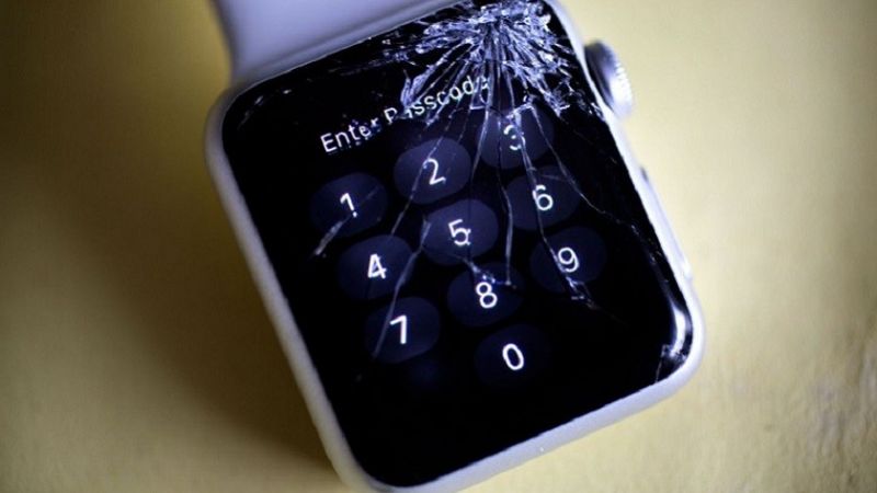 Apple-Watch-tela-quebrada